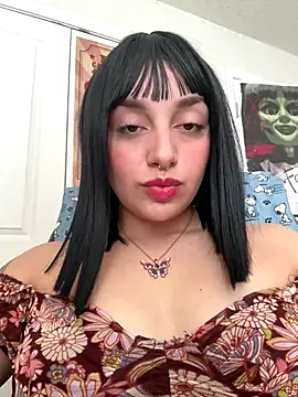 CharmingMaddie online show from October 8, 3:20 pm