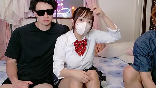 Snapshot of FuckJpGirl chatting on June 17, 8:50 am FuckJpGirl online show from June 17, 8:50 am