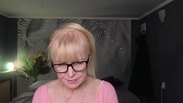 Sabina Ros online show from March 31, 8:04 am