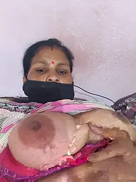 Snapshot of Love-pari077 chatting on May 19, 4:52 am Love-pari077 online show from May 19, 4:52 am