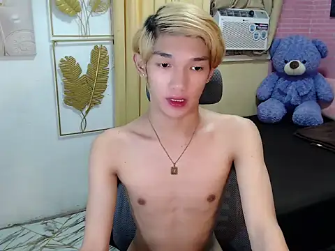 Snapshot of fuckerfriendsxx chatting on May 25, 5:57 am fuckerfriendsxx online show from May 25, 5:57 am