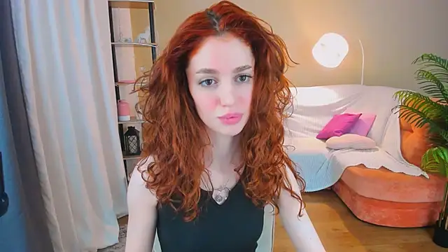 ChristinaConteeree online show from November 4, 1:21 pm