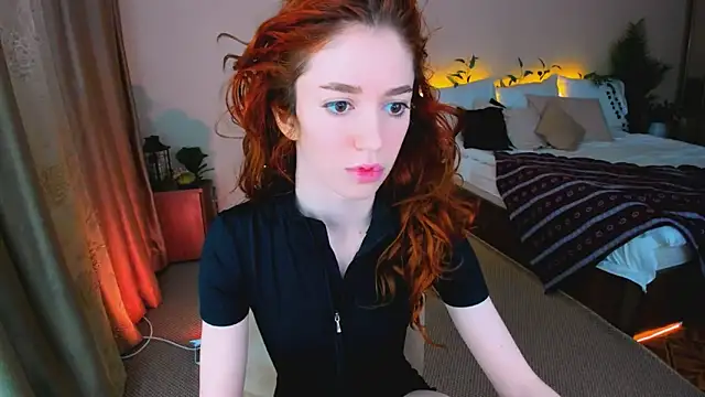 ChristinaConteeree online show from February 8, 9:13 am