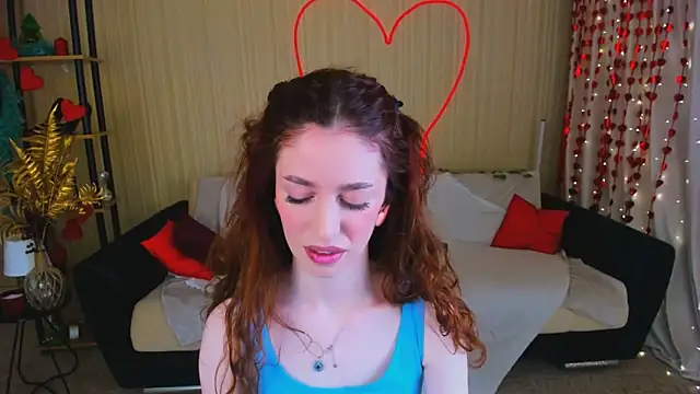 ChristinaConteeree online show from March 13, 7:31 pm