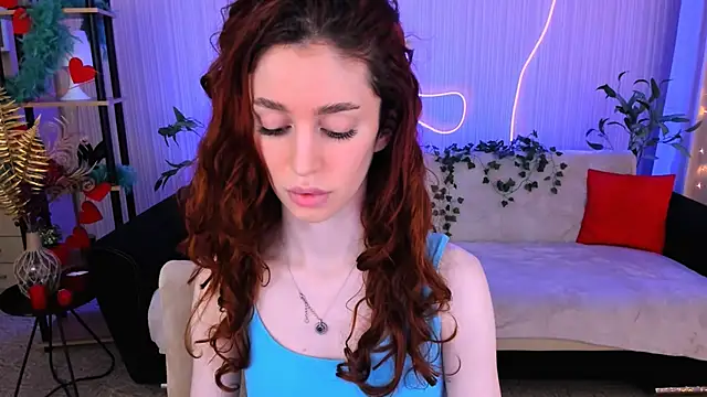 ChristinaConteeree online show from June 5, 7:19 pm
