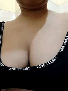 Pihu Love09 online show from February 20, 5:48 am