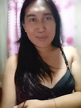 Snapshot of Romantic_Sabrina chatting on June 22, 9:50 am Romantic Sabrina online show from June 22, 9:50 am