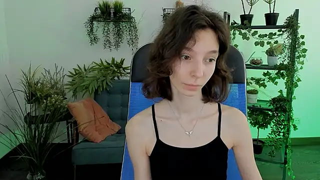 EmmanuellBrown online show from February 3, 10:09 am