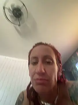 zoeyportland online show from June 8, 8:20 pm