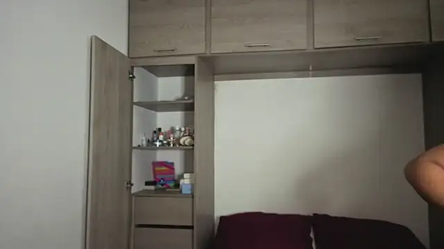 Candela    online show from March 25, 1:33 am