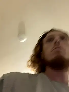 Snapshot of BIGxRED chatting on September 15, 6:24 am BIGxRED online show from September 15, 6:24 am