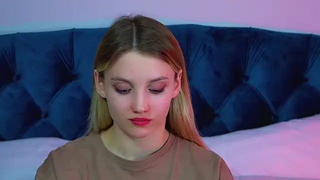 StacyEvances online show from April 24, 6:05 am