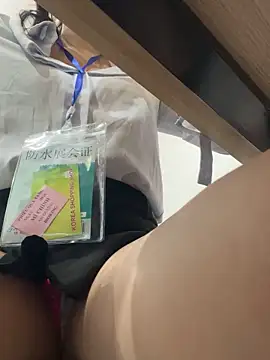 Snapshot of KendyRose1 chatting on April 10, 2:50 am KendyRose1 online show from April 10, 2:50 am