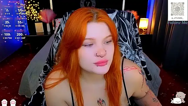 Clumsy Nana online show from April 1, 1:41 pm