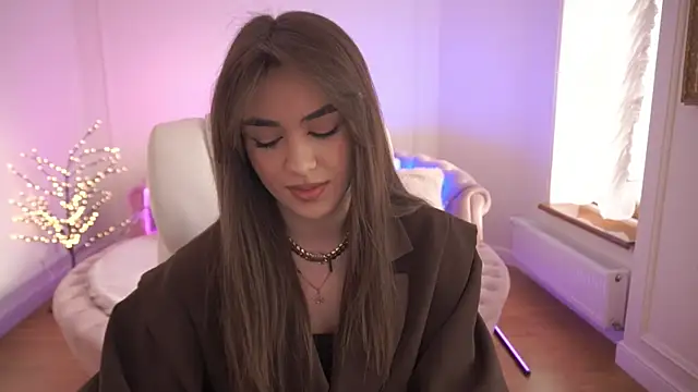 EricaSin online show from March 5, 2:13 pm