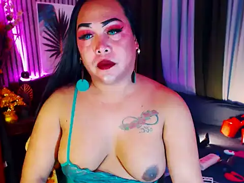 CumFactoryLuna online show from March 21, 12:59 am