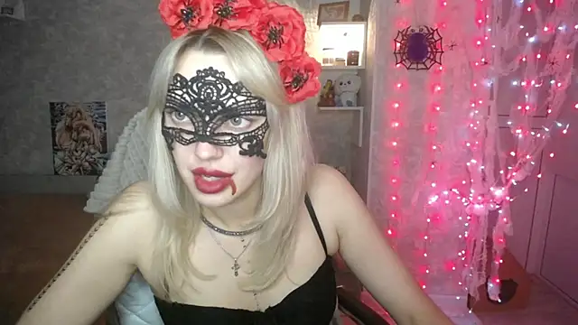 NickyAdamidi online show from October 31, 4:30 pm