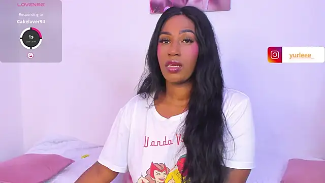 Brandy brown  online show from May 23, 11:53 pm