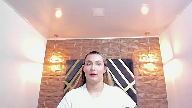 Emmaa white  online show from March 27, 5:12 pm