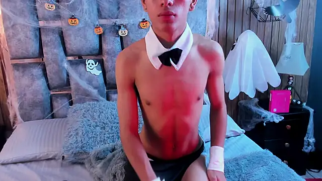 owen  johnson online show from October 30, 12:17 pm