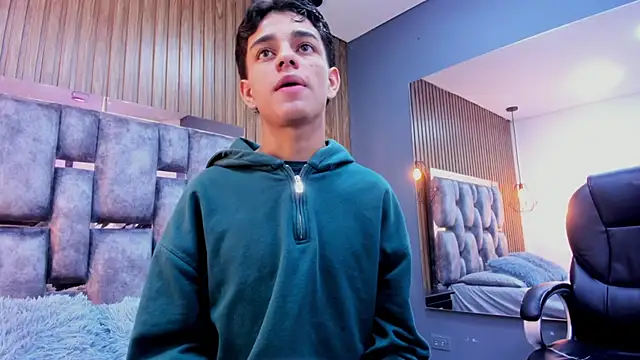 owen  johnson online show from March 1, 11:56 am