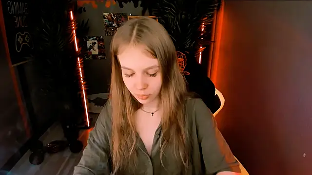 Selen hells weet online show from October 21, 4:51 pm