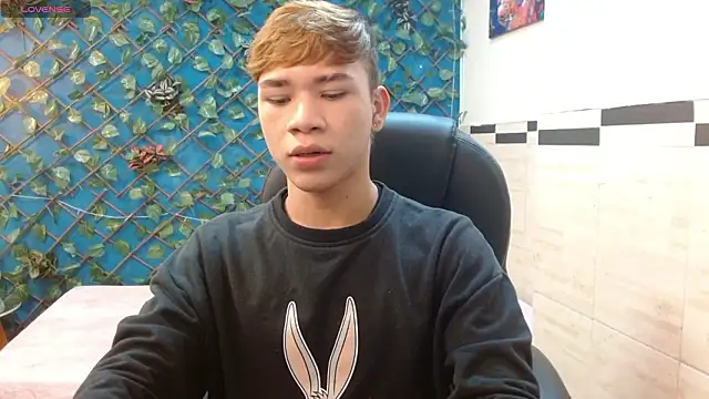 nathanclay online show from March 5, 3:46 am