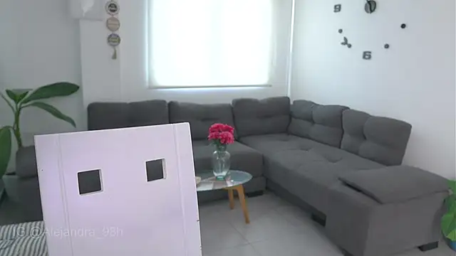 kyria 1 online show from February 10, 9:52 pm