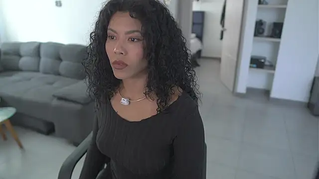 Snapshot of kyria_1 chatting on May 26, 8:38 pm kyria 1 online show from May 26, 8:38 pm