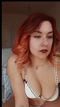 LucyxLou online show from March 13, 12:12 pm
