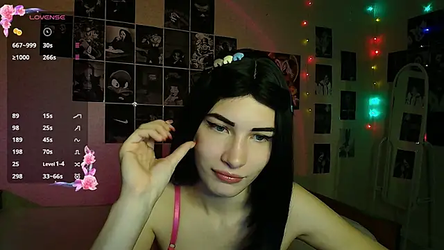 Snapshot of mskissa chatting on September 8, 9:47 pm mskissa online show from September 8, 9:47 pm