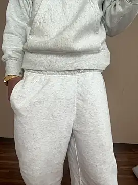 iikangi online show from March 15, 5:02 am