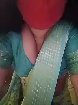 Snapshot of Tamil_Sivani chatting on June 20, 1:58 pm Tamil Sivani online show from June 20, 1:58 pm