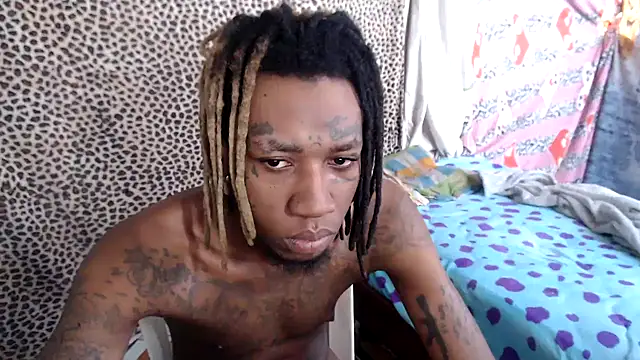 Snapshot of mike_ross11 chatting on June 29, 1:44 pm mike ross11 online show from June 29, 1:44 pm