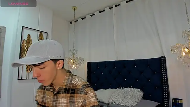 Snapshot of AerumChae chatting on February 21, 12:06 pm AerumChae online show from February 21, 12:06 pm