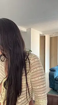 Snapshot of Lily_June chatting on April 15, 9:37 pm Lily June online show from April 15, 9:37 pm