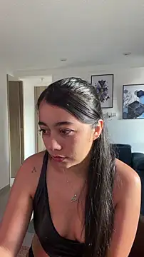 Snapshot of Lily_June chatting on April 16, 9:26 pm Lily June online show from April 16, 9:26 pm