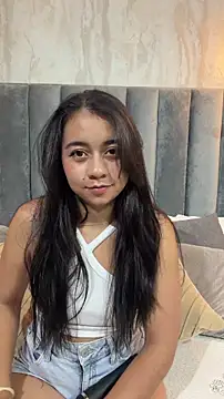Snapshot of Lily_June chatting on May 9, 8:03 pm Lily June online show from May 9, 8:03 pm