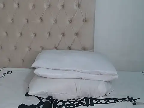 Lolly Ramochele online show from October 5, 2:04 pm