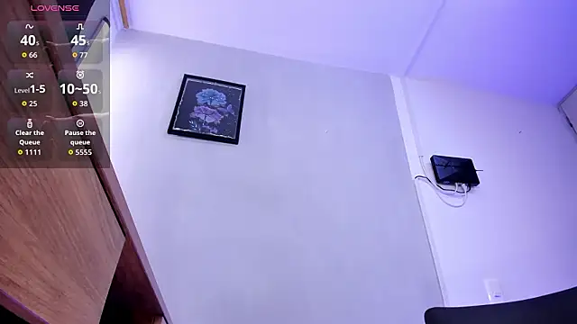 Noah devil  online show from February 10, 3:21 am