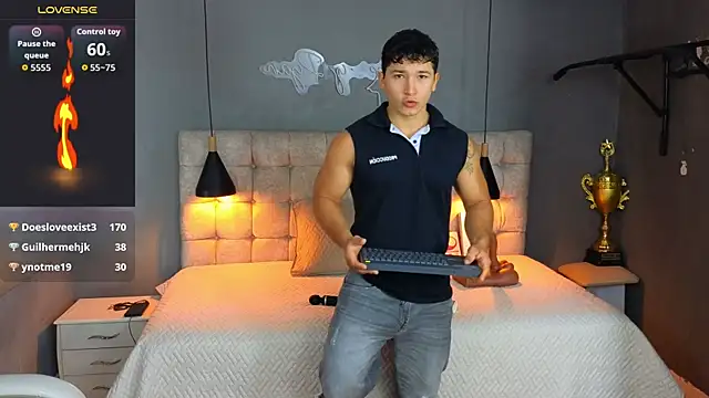 Horny nick18 online show from October 2, 12:23 pm