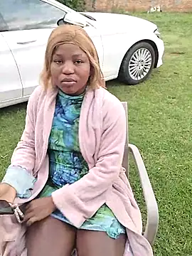 SweetHoney21  online show from November 28, 3:31 am