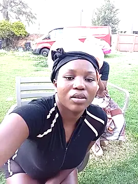 SweetHoney21  online show from February 2, 3:33 pm