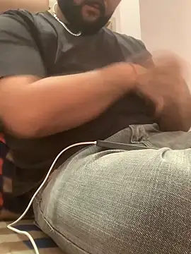 amitsharma7868 online show from February 15, 7:51 am