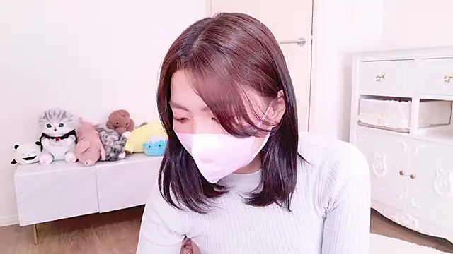 Snapshot of Fuwa_chan chatting on September 24, 11:08 pm Fuwa chan online show from September 24, 11:08 pm