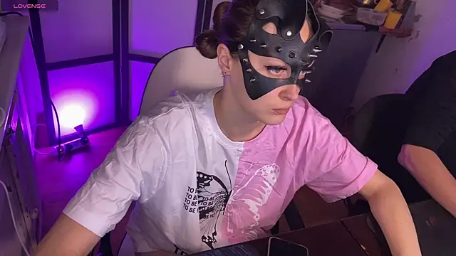 cutemilana sexwife online show from November 9, 2:48 pm