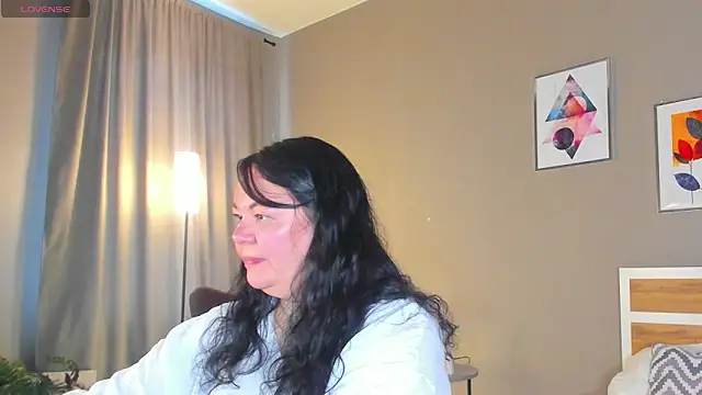 Snapshot of sandra_jackson chatting on April 25, 2:58 am sandra jackson online show from April 25, 2:58 am