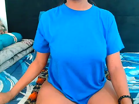 Snapshot of CreamySexyPussy chatting on October 26, 8:09 am CreamySexyPussy online show from October 26, 8:09 am