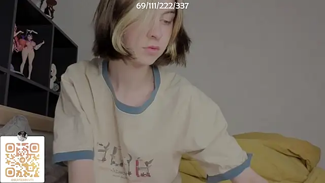 Snapshot of bertamimi chatting on October 1, 6:03 pm bertamimi online show from October 1, 6:03 pm