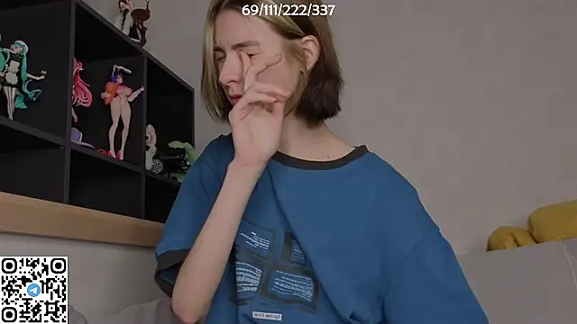 Snapshot of bertamimi chatting on October 9, 6:39 pm bertamimi online show from October 9, 6:39 pm